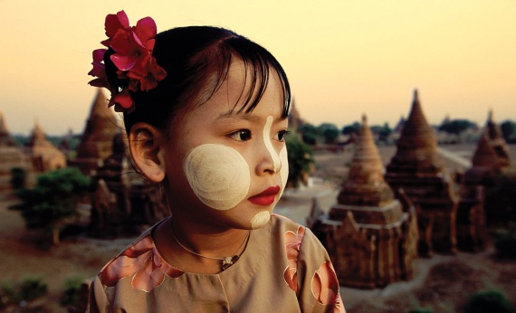 Burmese-Traditional-Girl