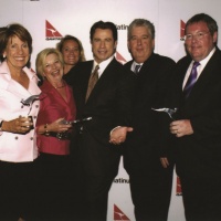Qantas-Awards-Phil-Hoffmann-with-John-Travolta