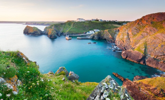 Cornwall landscape image